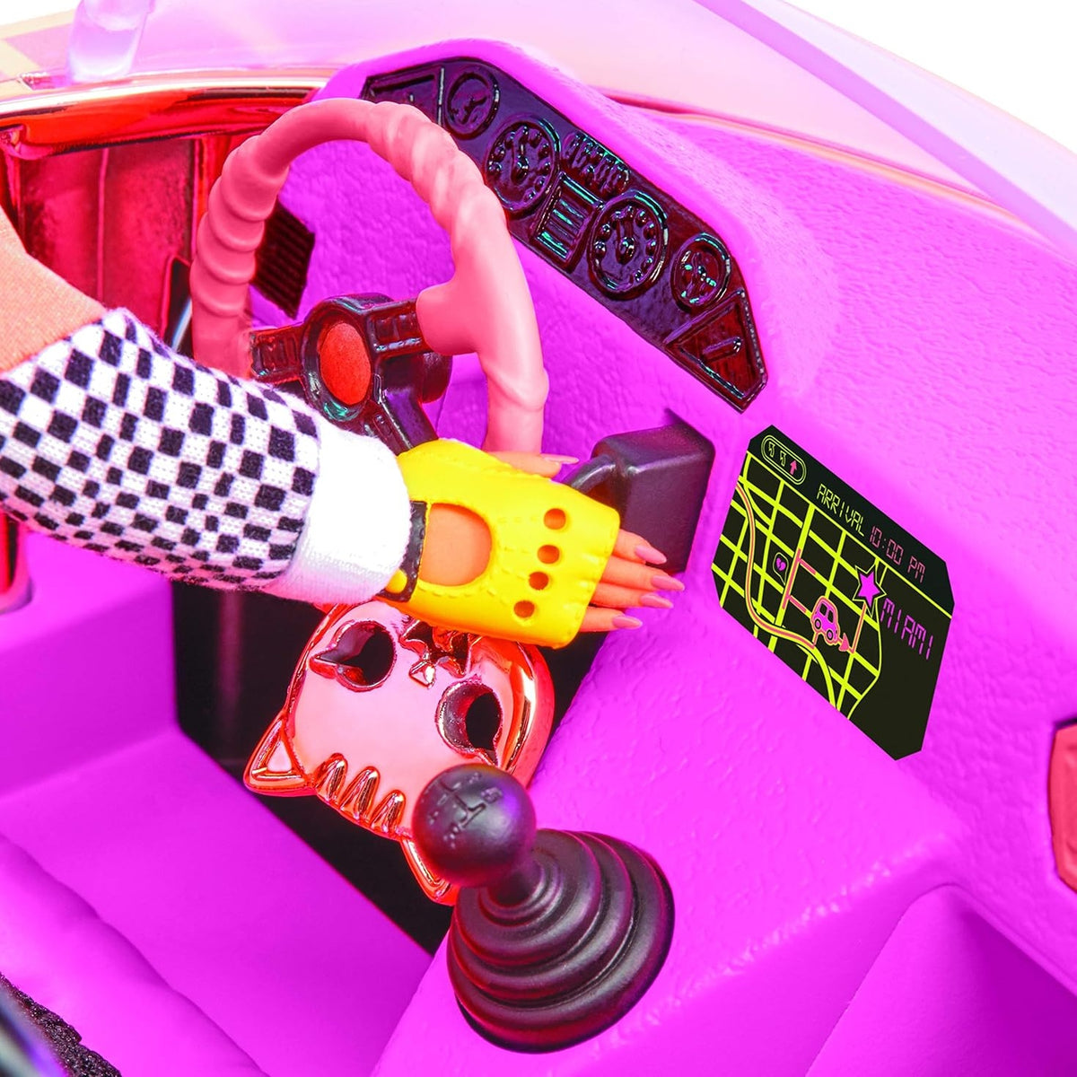 L.O.L. Surprise! Car-Pool Coupé with Exclusive Doll