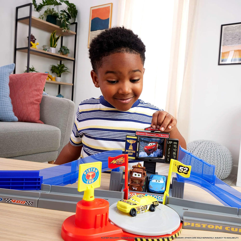 Disney Pixar Cars Piston Cup Stunting Speedway Playset
