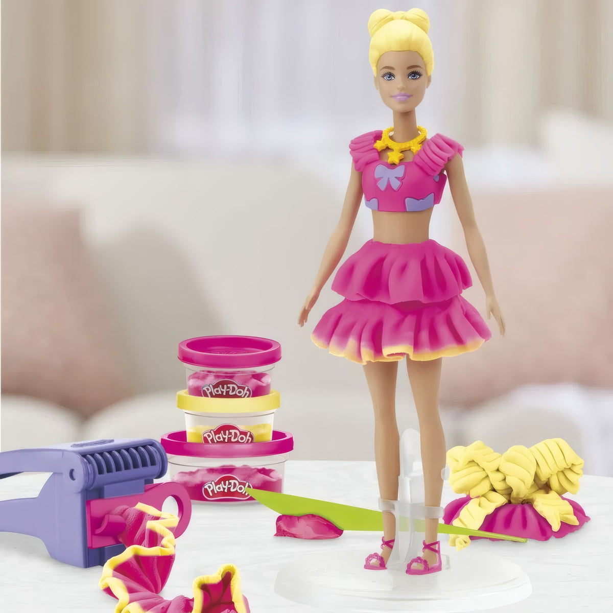 Play-Doh Barbie Ruffles & Bows Fashion Playset
