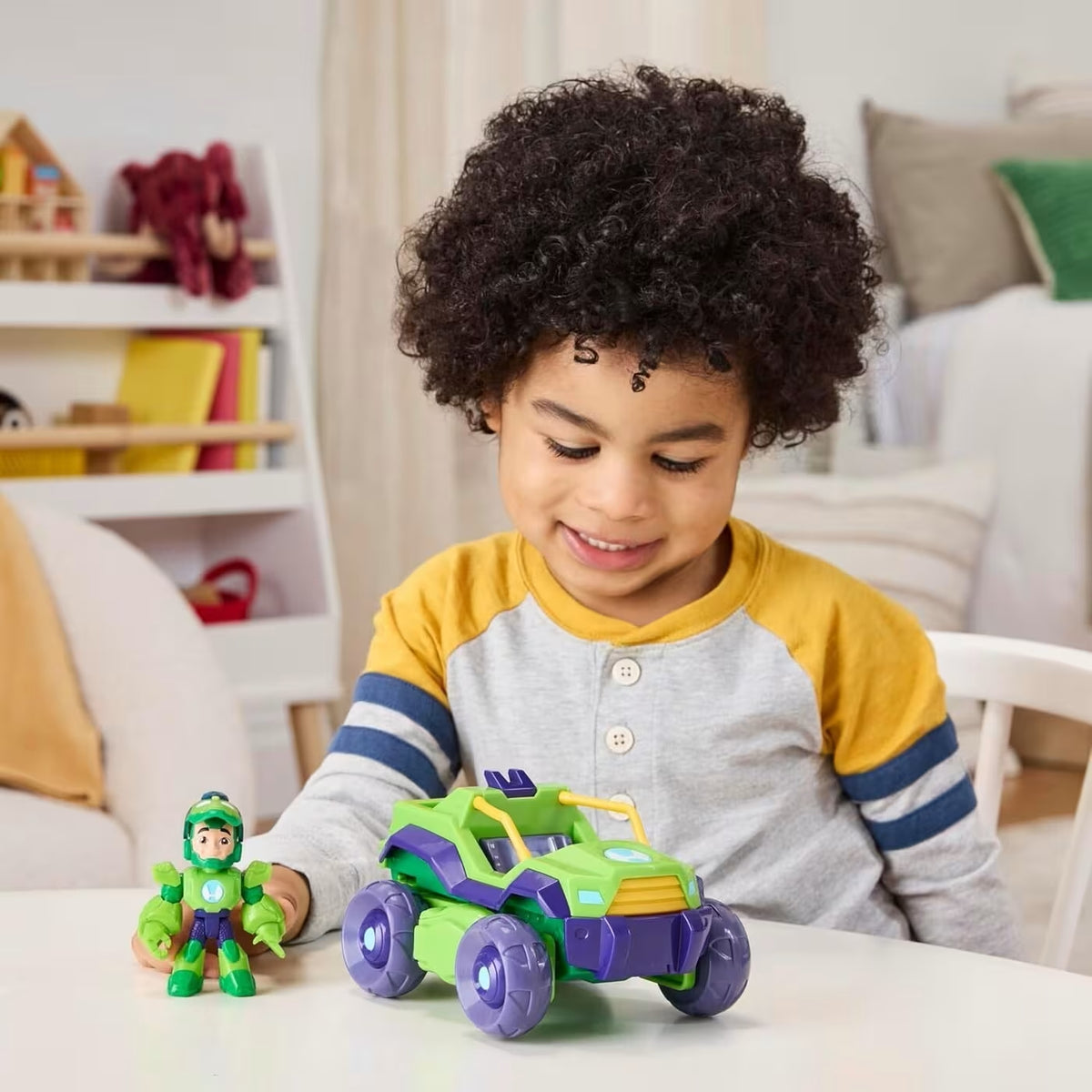 Marvel Iron Man and His Awesome Friends Iron Hulk 2-in-1 Mech Suit & Vehicle