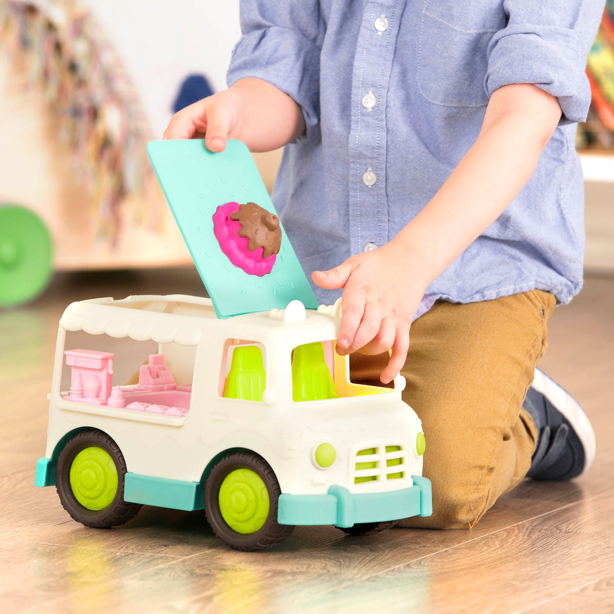 B. toys Happy Cruisers Ice Cream Truck