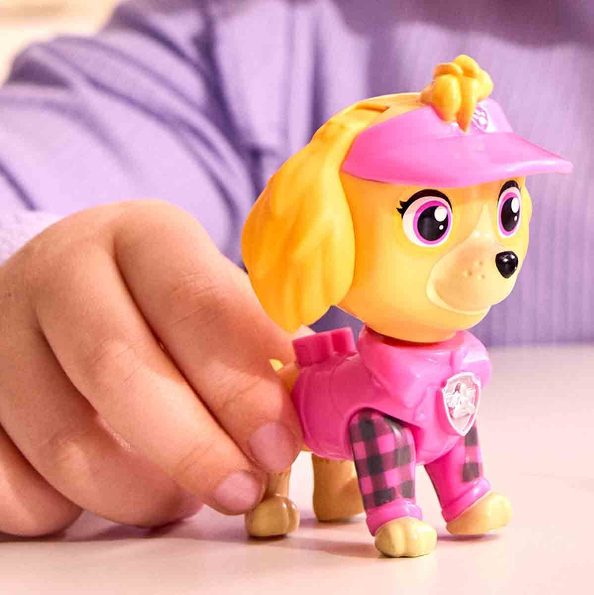 PAW Patrol Skye’s Camping Figure Assortment
