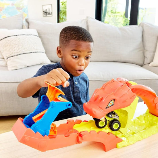 Hot Wheels Monster Trucks Snake Slam Takedown Playset with Bone Shaker