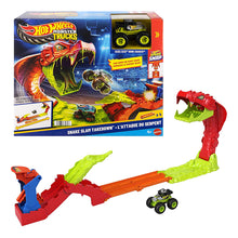 Hot Wheels Monster Trucks Snake Slam Takedown Playset with Bone Shaker