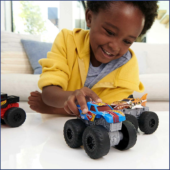 Hot Wheels Monster Trucks Lights & Sounds Roarin’ Wreckers Hero