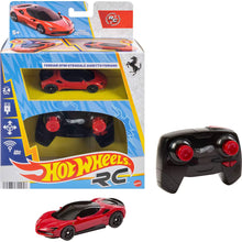 Hot Wheels RC Ferrari SF90 Stradale Assetto Fiorano 1:64