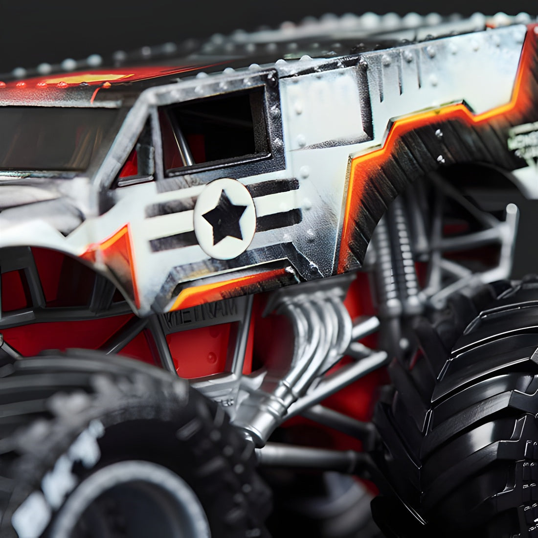 Monster Jam Marvel 1:64 Die-Cast Truck 2-Pack – Super Hero Monster Trucks