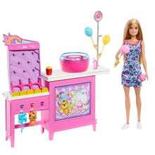 مجموعة ألعاب وحلويات غزل البنات الغامضة من Barbie®